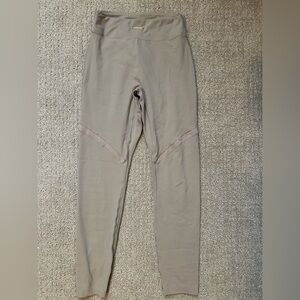 Gymshark Whitney Legging Mink (tag cut) M